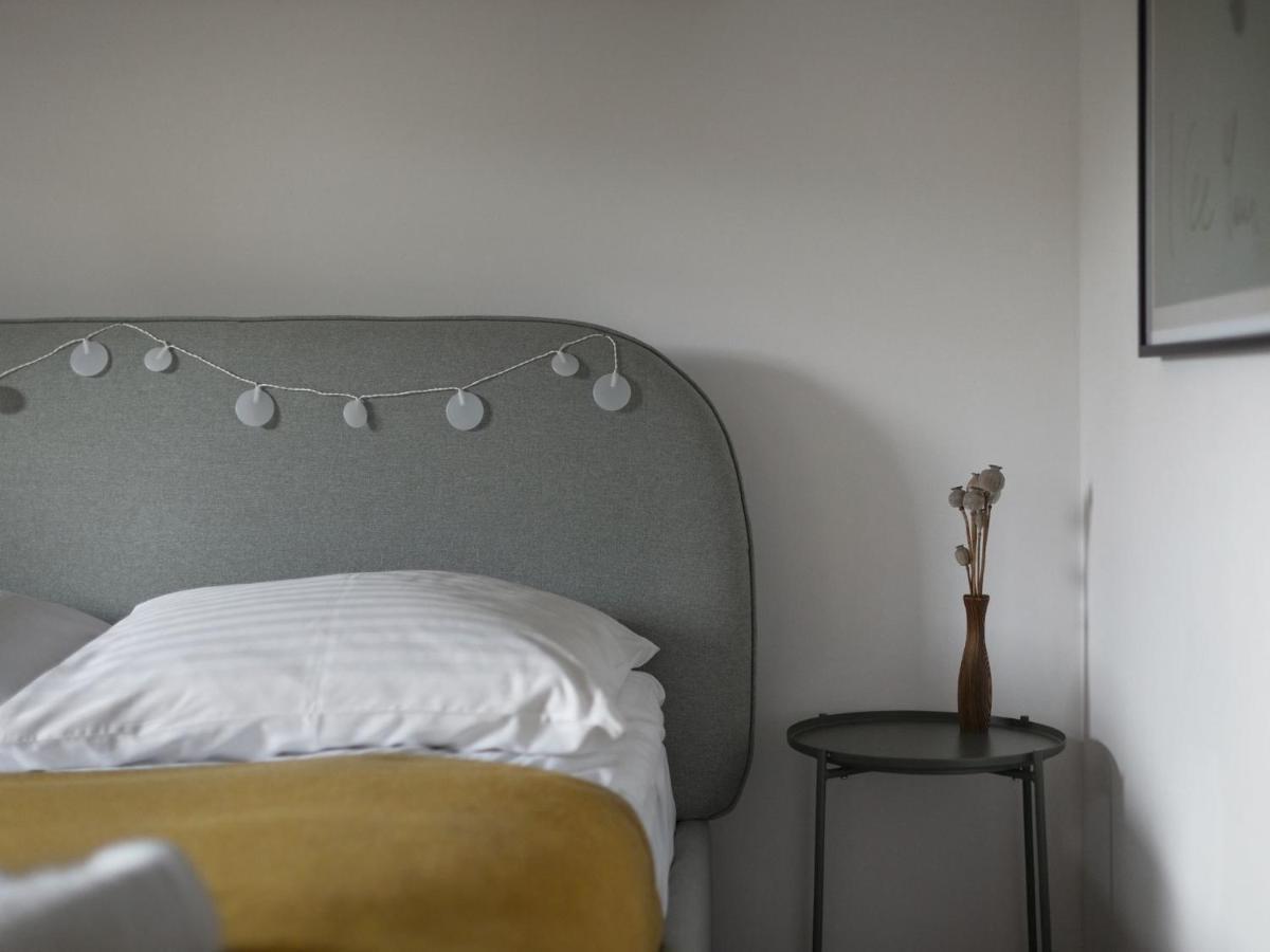 Apartament Przy Stawie Zdrojowym กูโดวาสโดรยจ์ ภายนอก รูปภาพ